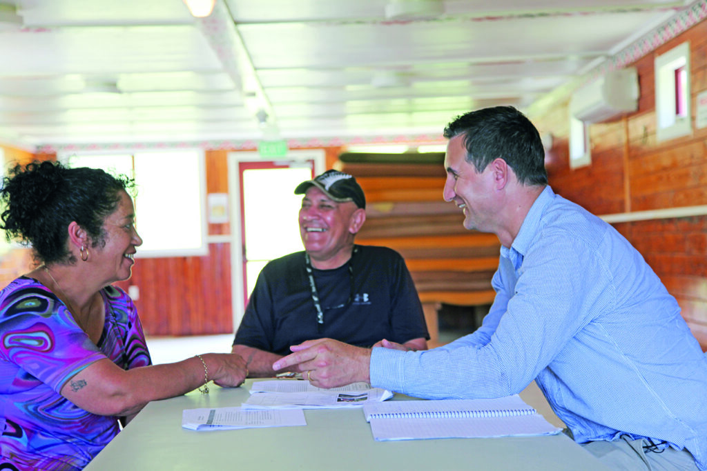 Researchers in New Zealand discuss the mauri of Te Kete Poutama within Waitaha Ariki Kore, ancestral house of Tohia o te Rangi marae, Kawerau. Left to right: Colleen Skerrett-White, Tomairangi Fox and Dan Hikuroa, November 2011. Photo courtesy of Ngā Pae o te Māramatanga, via ANU Press